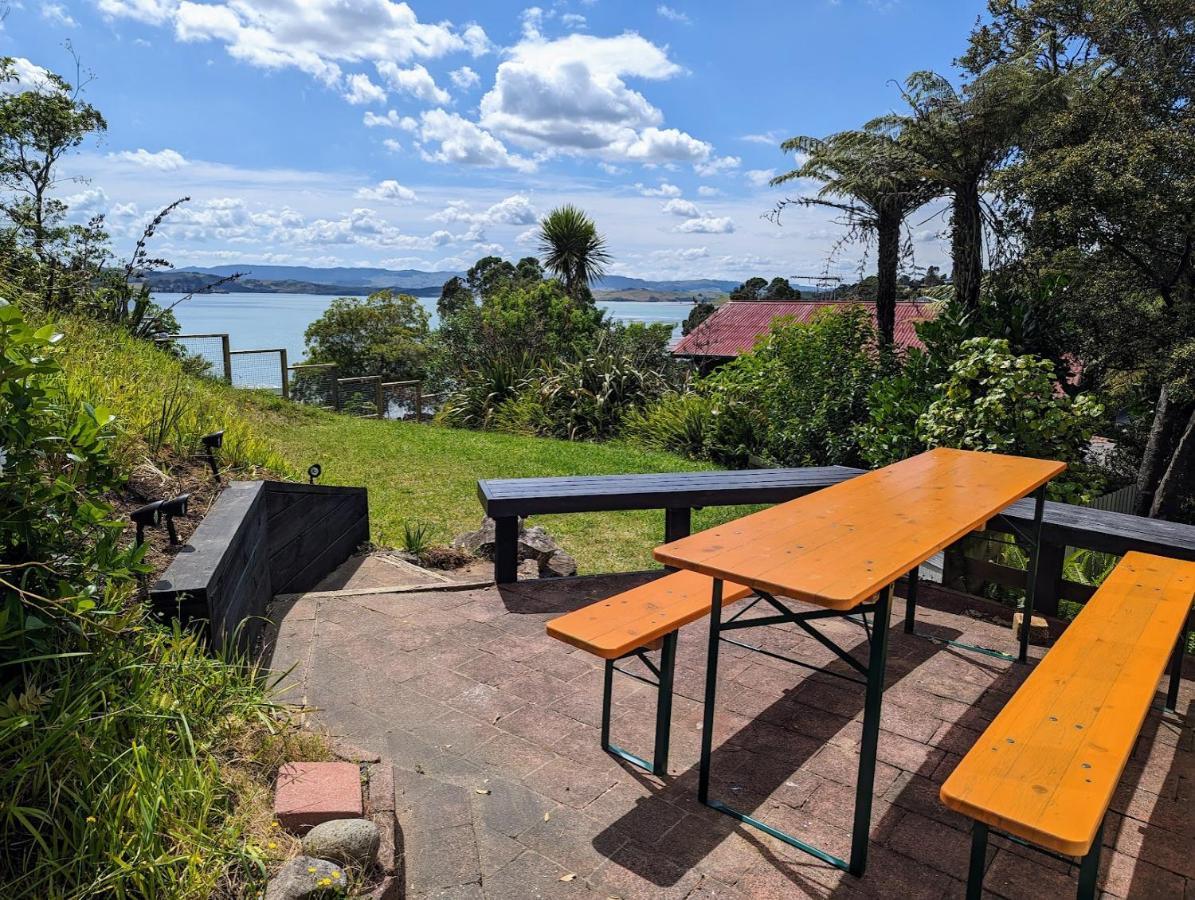 Cox Bay Cottage Raglan Exterior photo